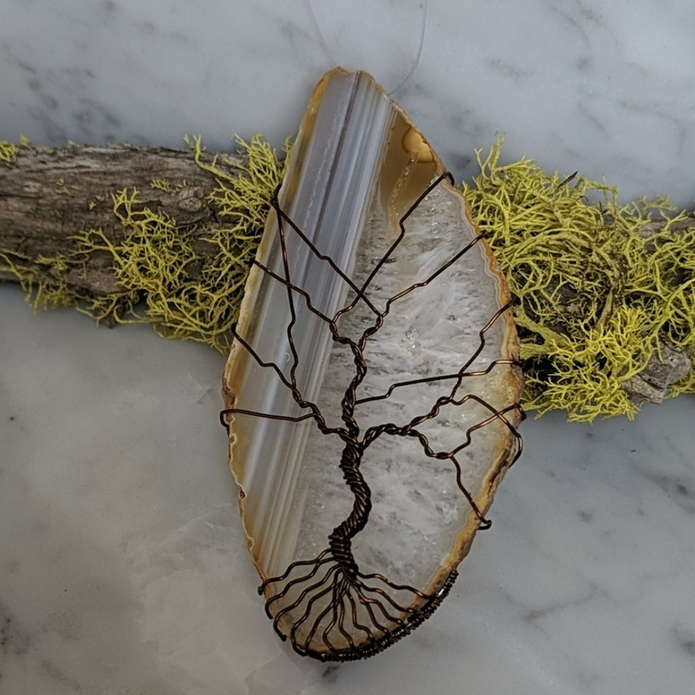 Wire Tree Stone Wrap Hanging